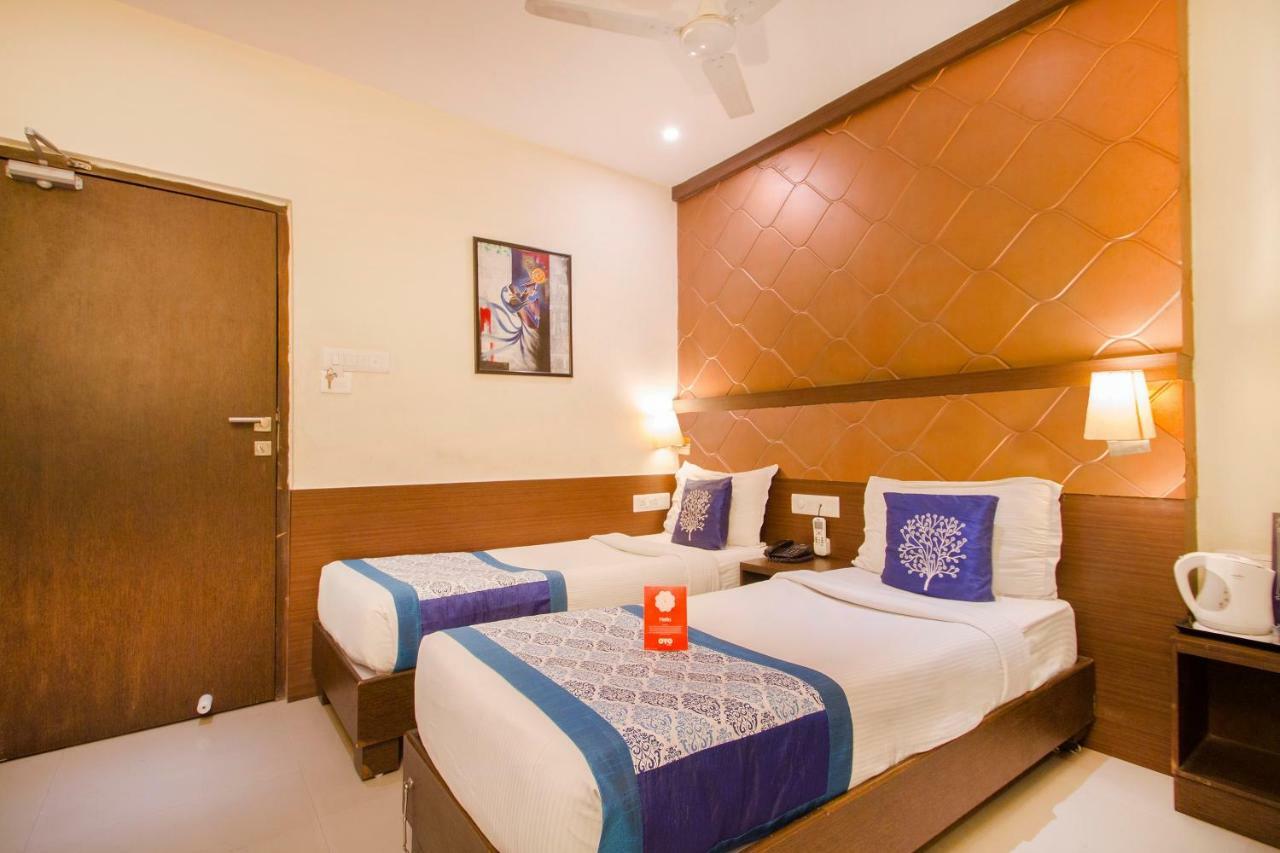 Oyo 984 Hotel Gn International Lālāguda Extérieur photo